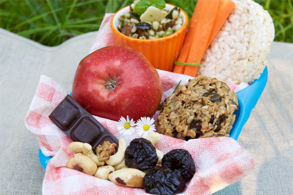 2. Healthy School Lunch Idea with Oatmeal and Fruits